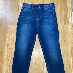 Forever 21 Dark Wash Jeggings in Size 30
